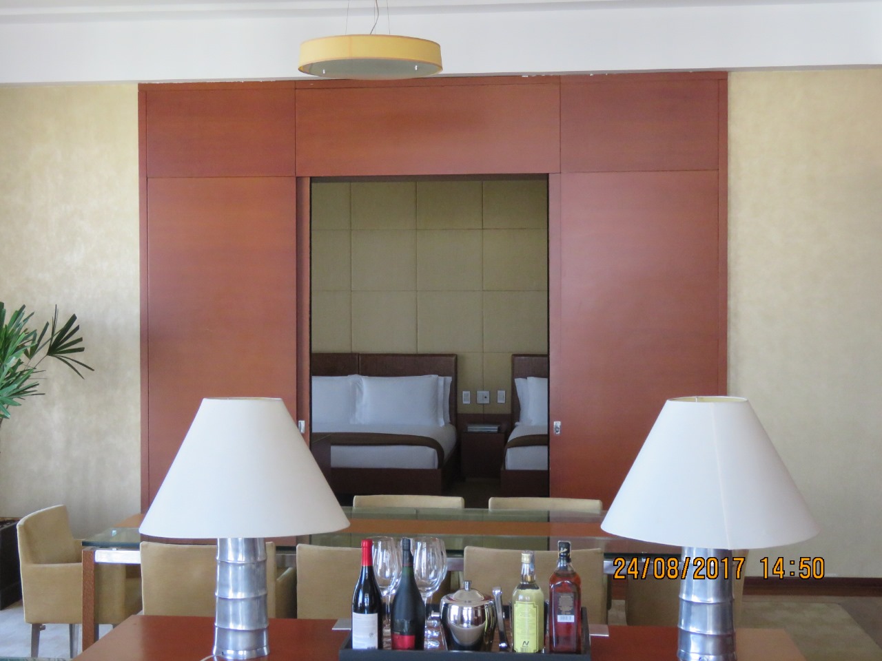 Suite (14)