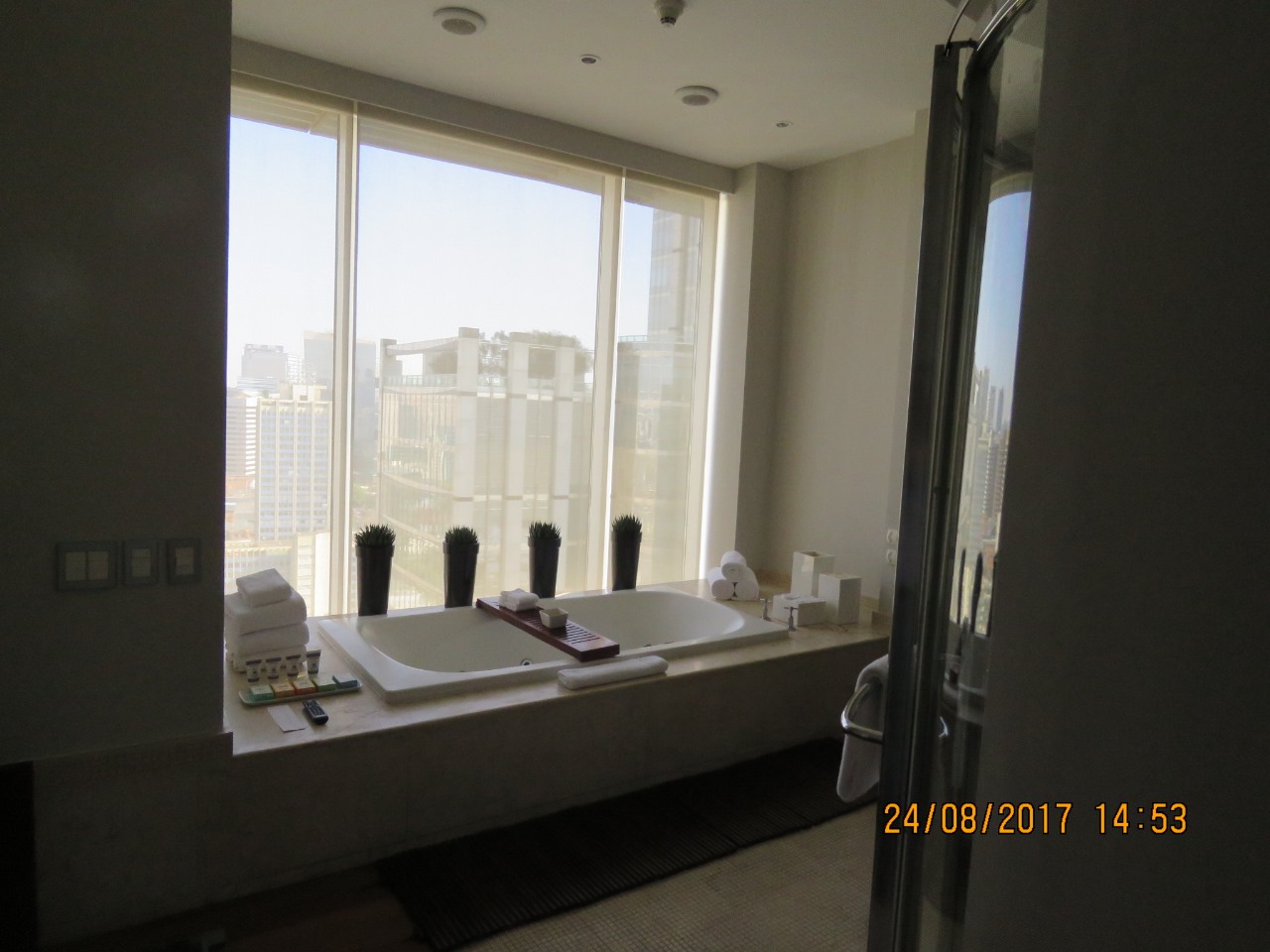 Suite (26)