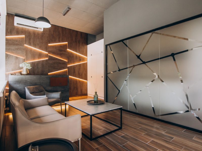 Empty flat interrior with elements of decoration